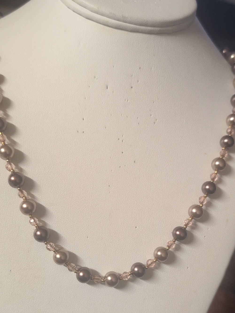 VTG RMN 80's Classic Two-Tone Pearl Necklace in Champagne and Taupe